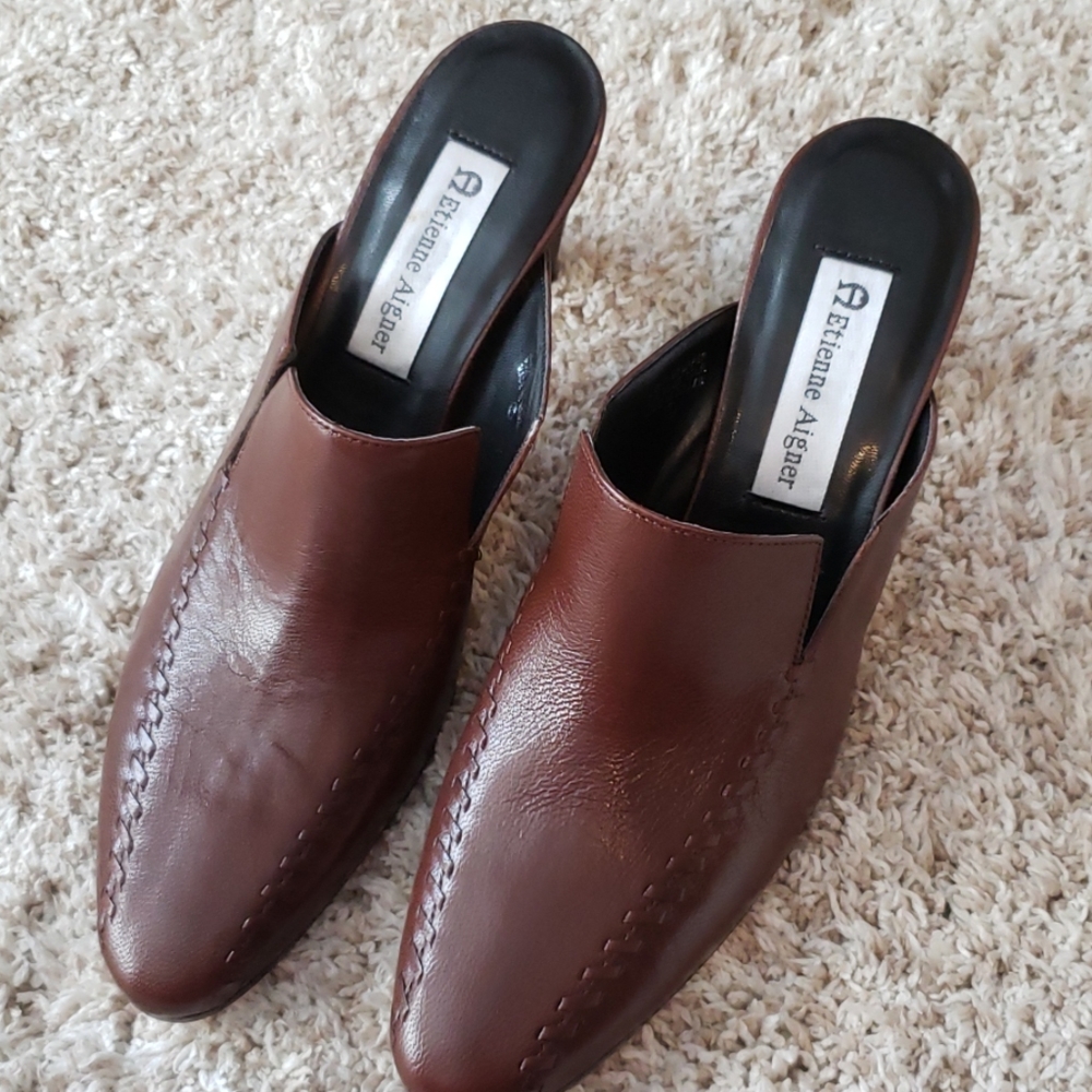 Etienne Aigner Heels